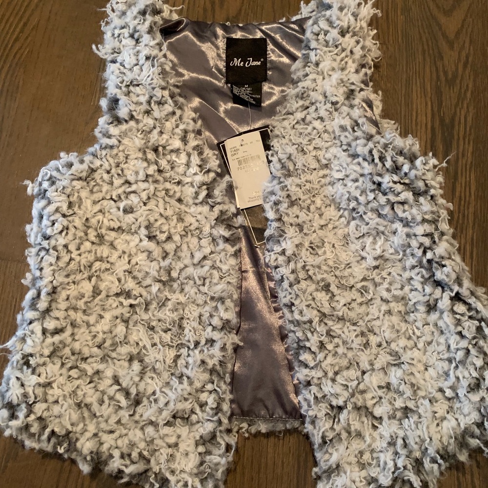 NWT Girls Me Jan’e Vest - Size M (10/12)